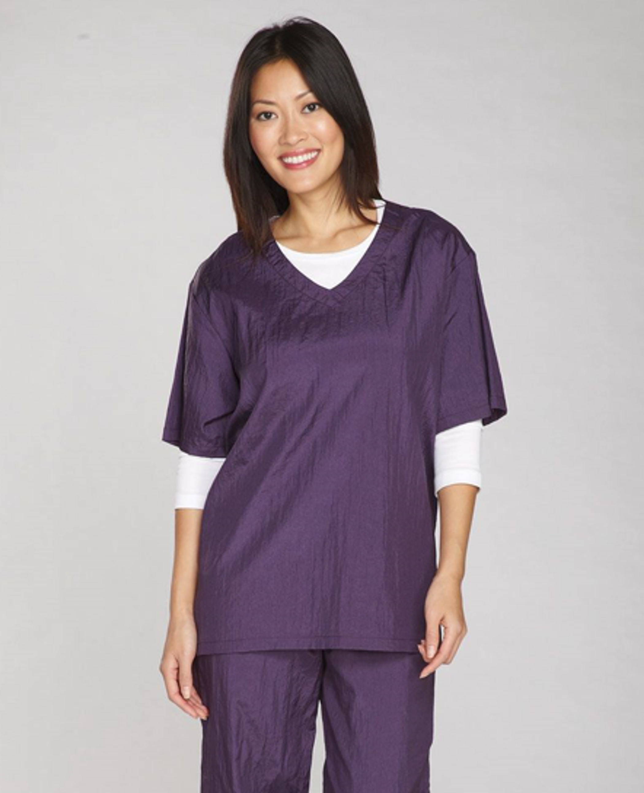 TP V-Neck Grooming Smock Image 1