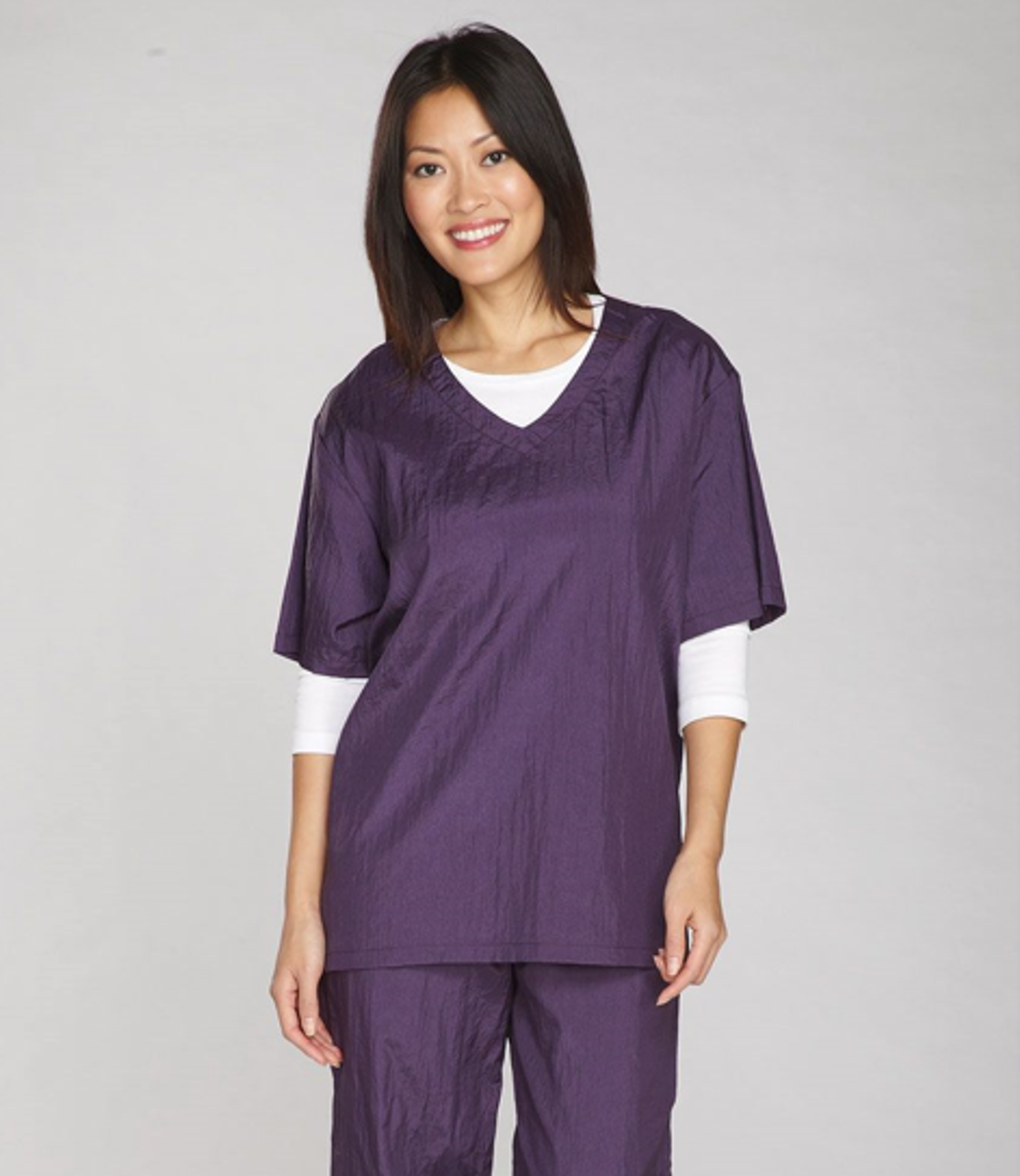 TP V-Neck Grooming Smock Image 1