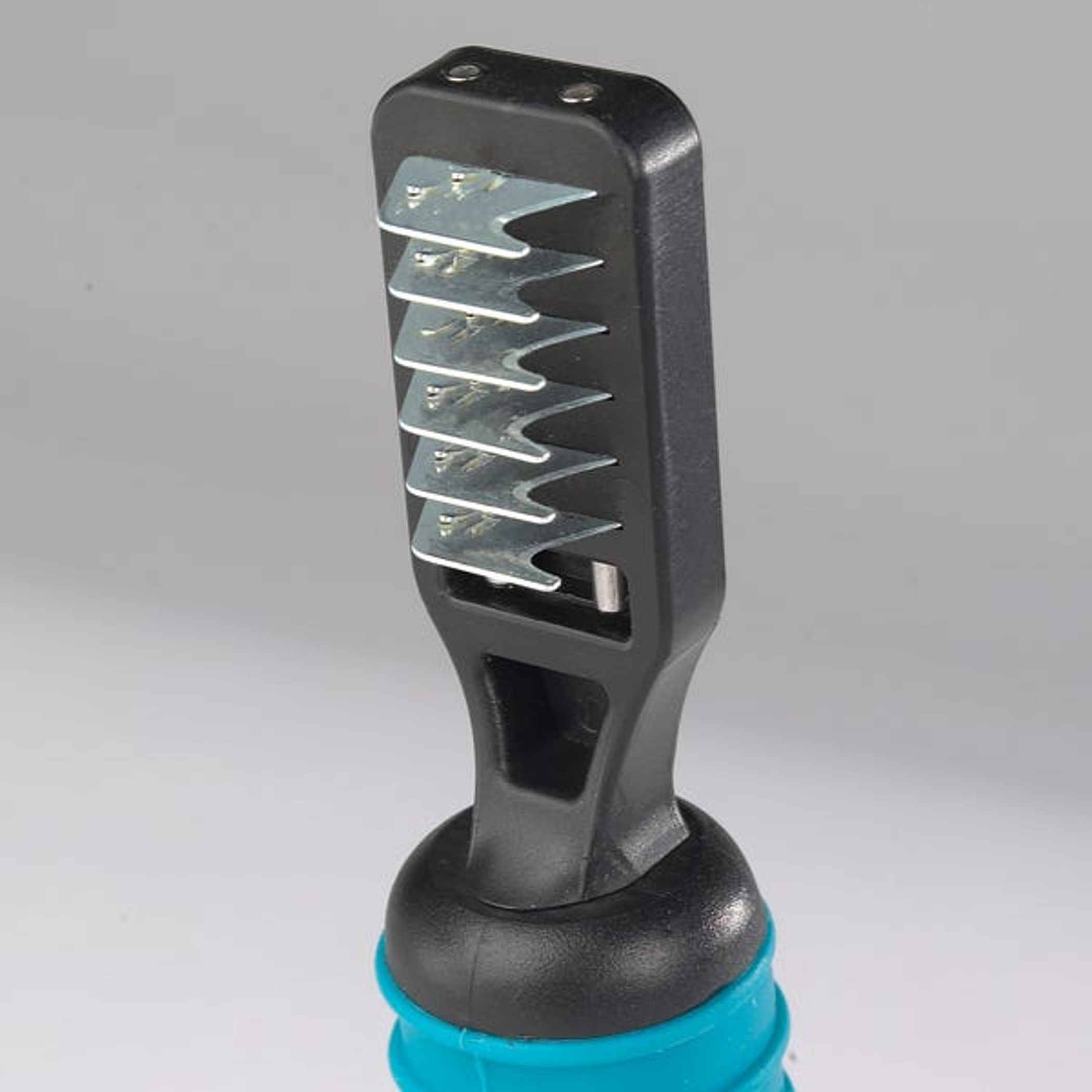 MG Ergonomic DeMatting Tool 6 Blade Image 1
