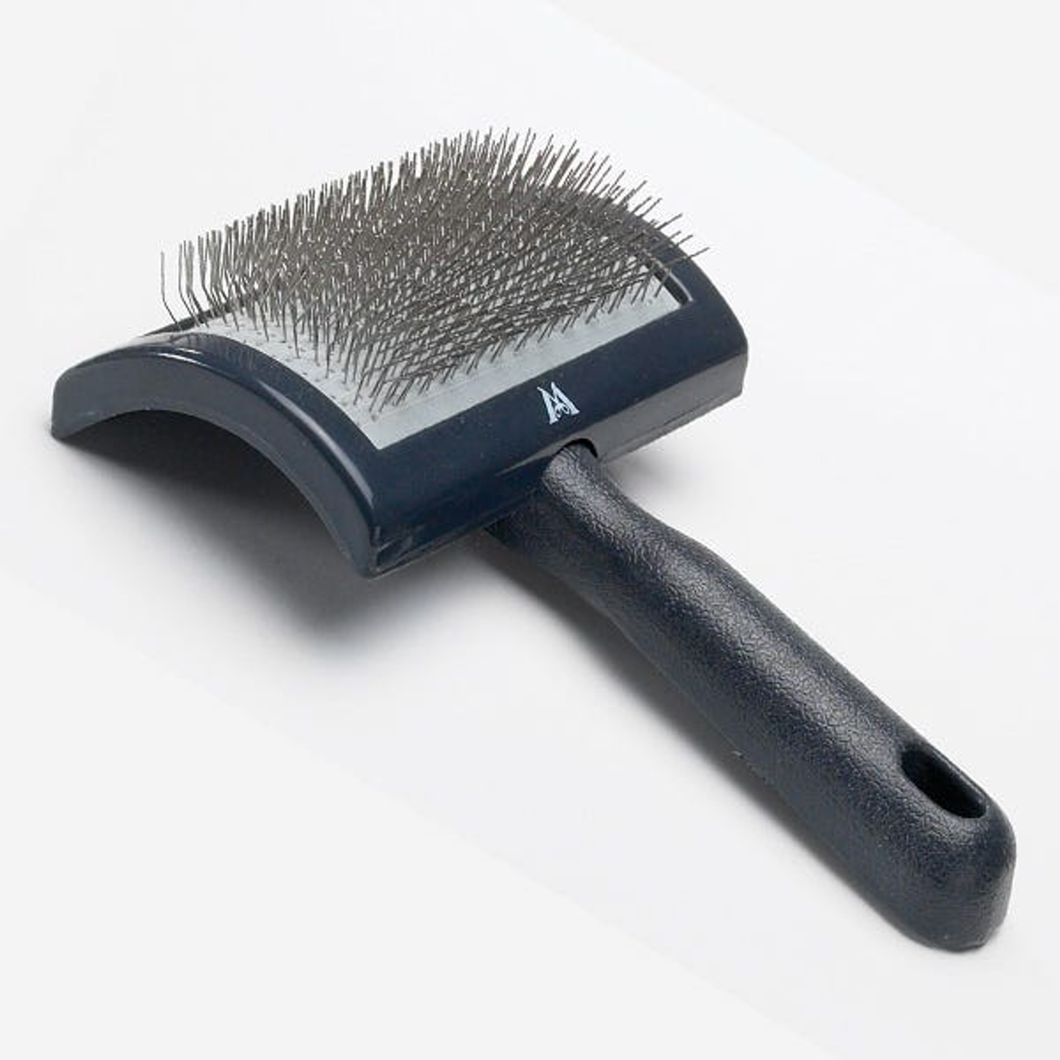 MF Curved Slicker Brush Reg Image 1
