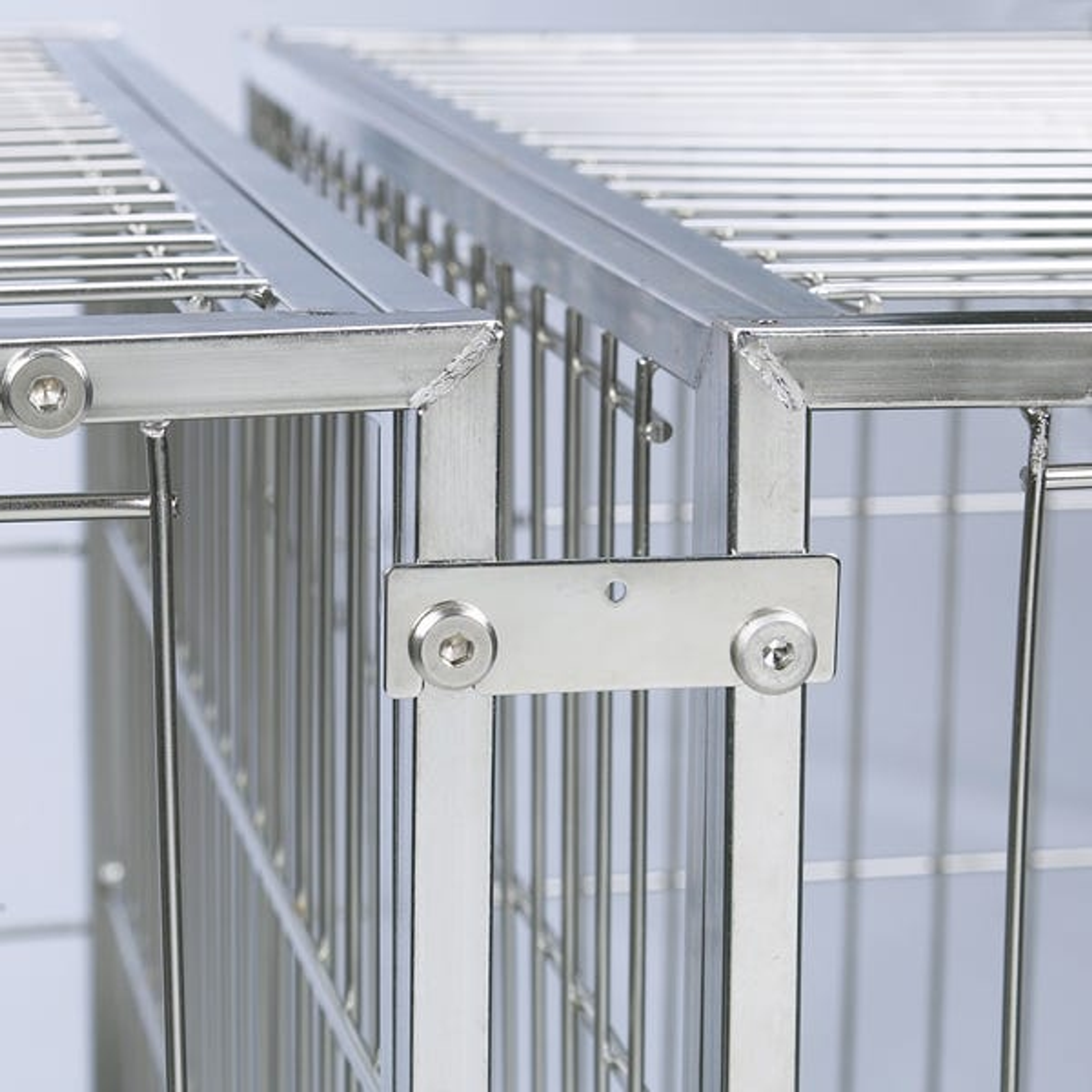 PS Modular Cage Connectors SS 4Pk Image 1