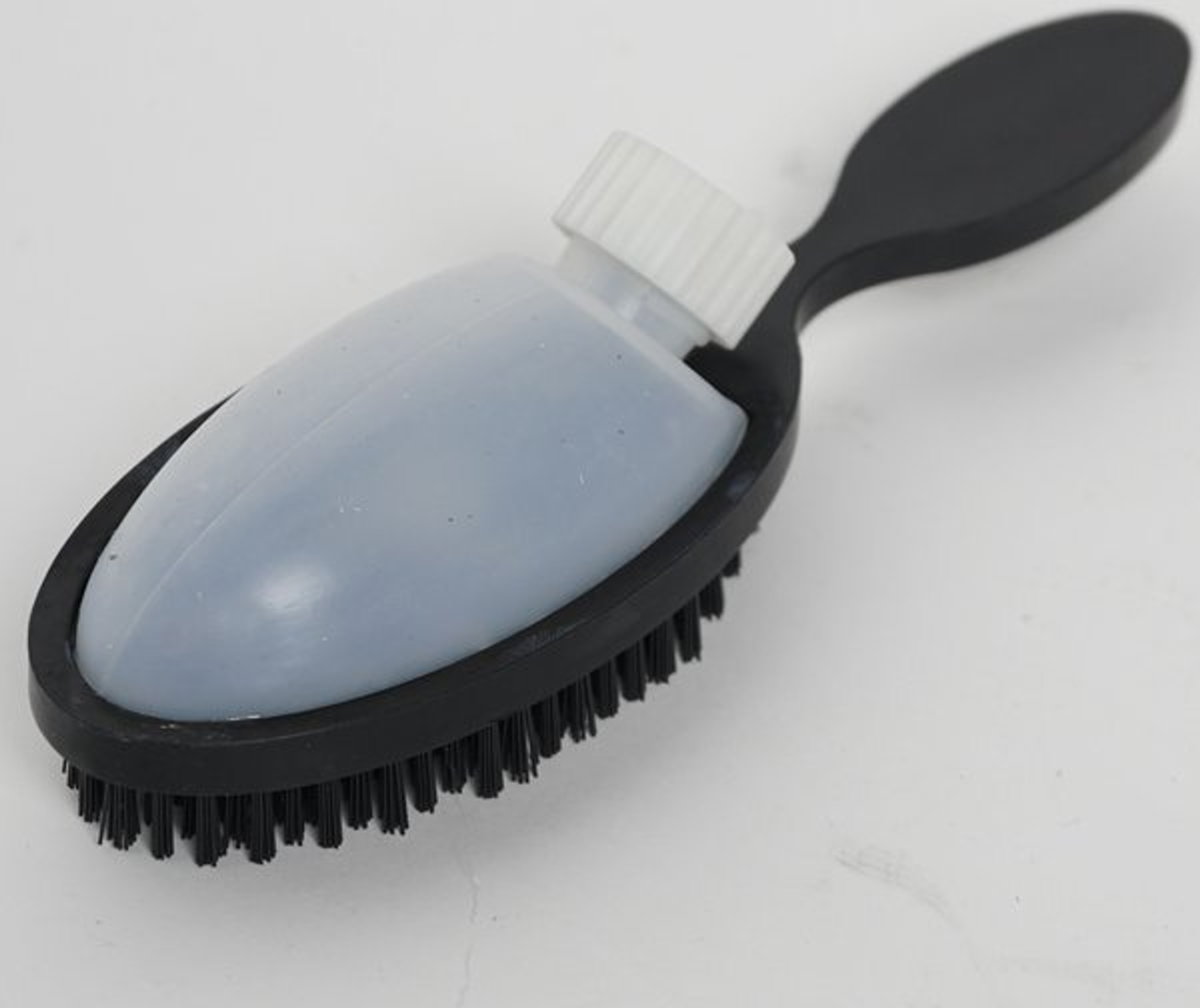 The Benjamin Brush Detangle Bristles Image 1