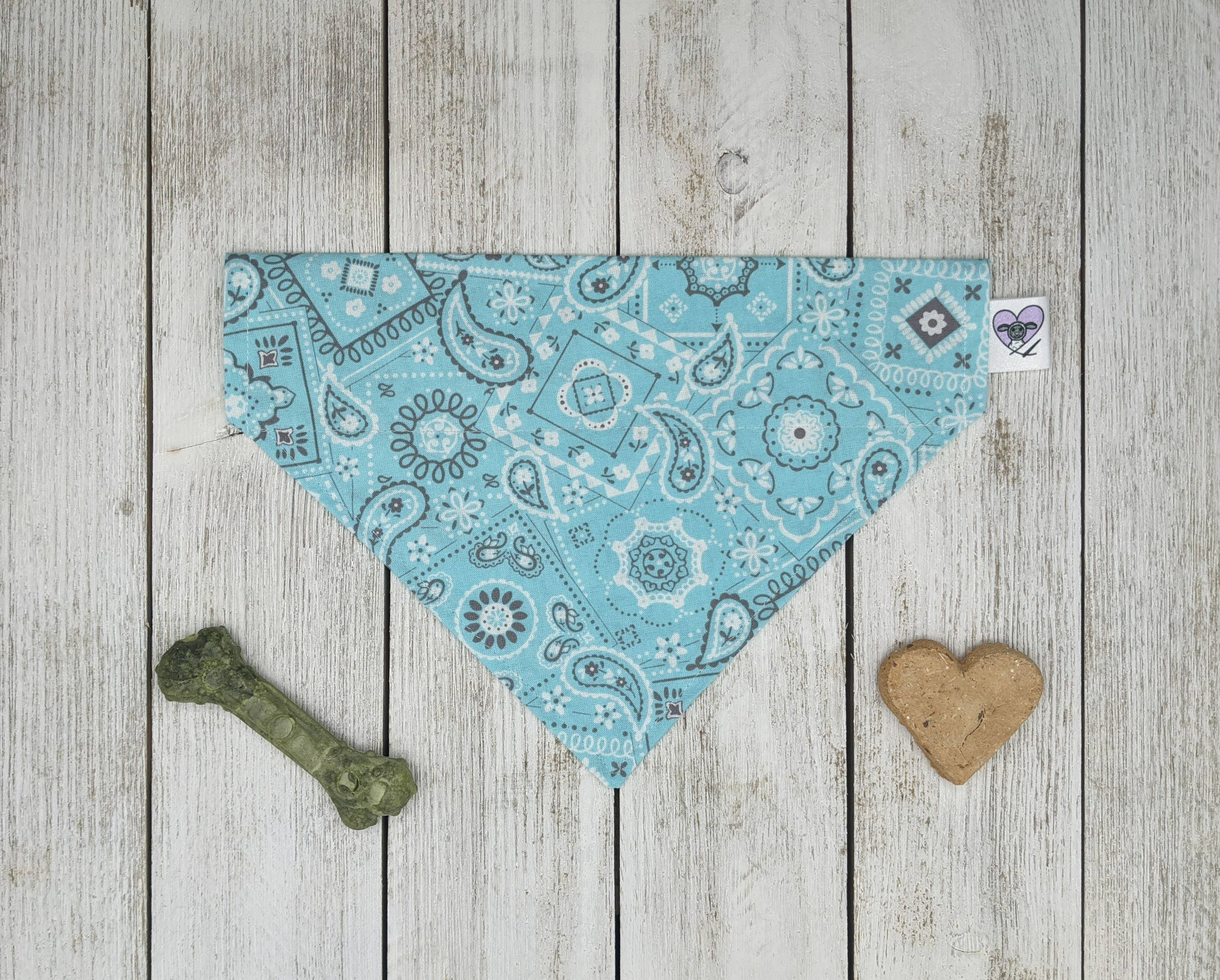Over-The-Collar Dog Bandana Image 1