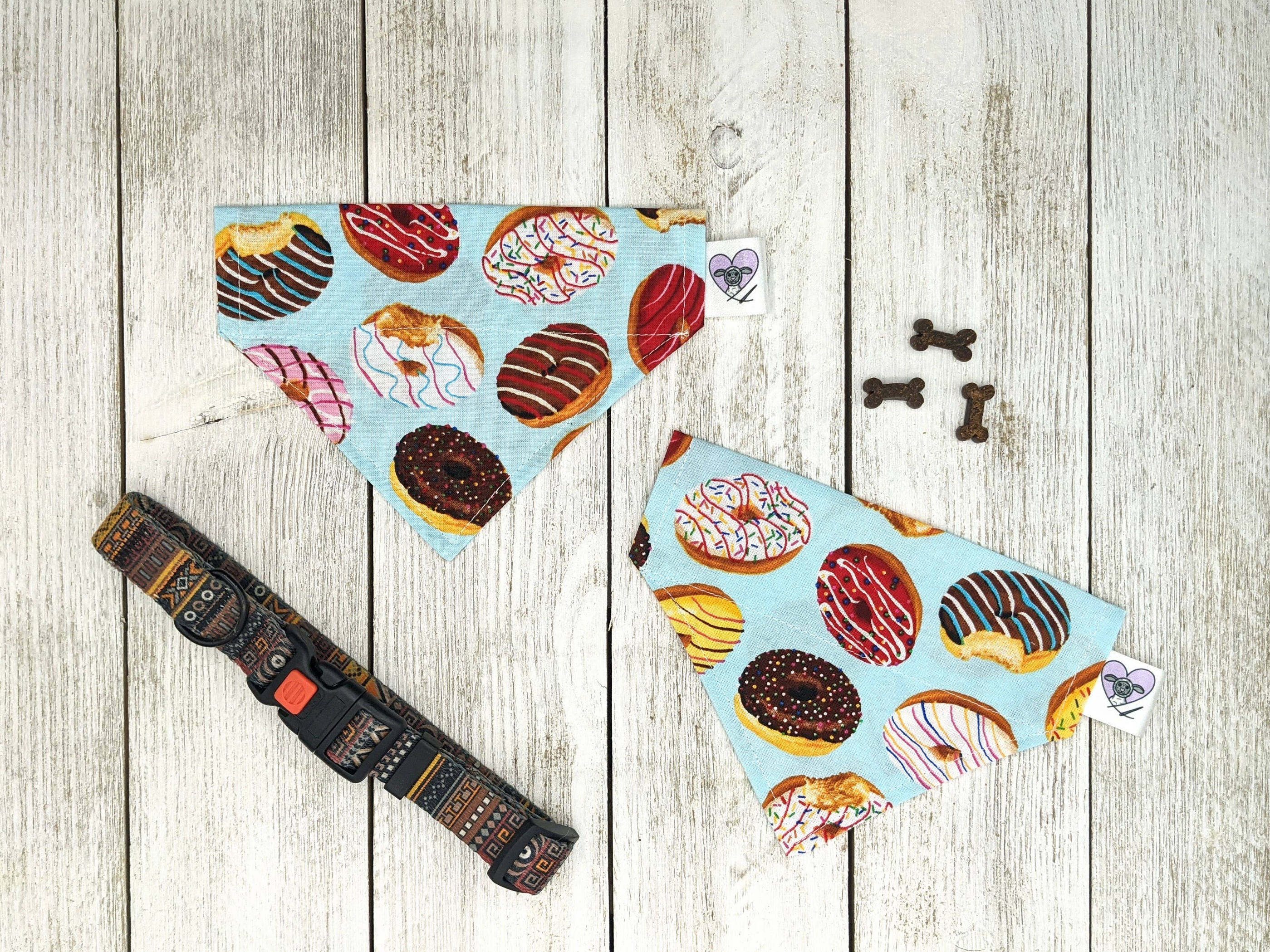 Over-The-Collar Dog Bandana Image 1