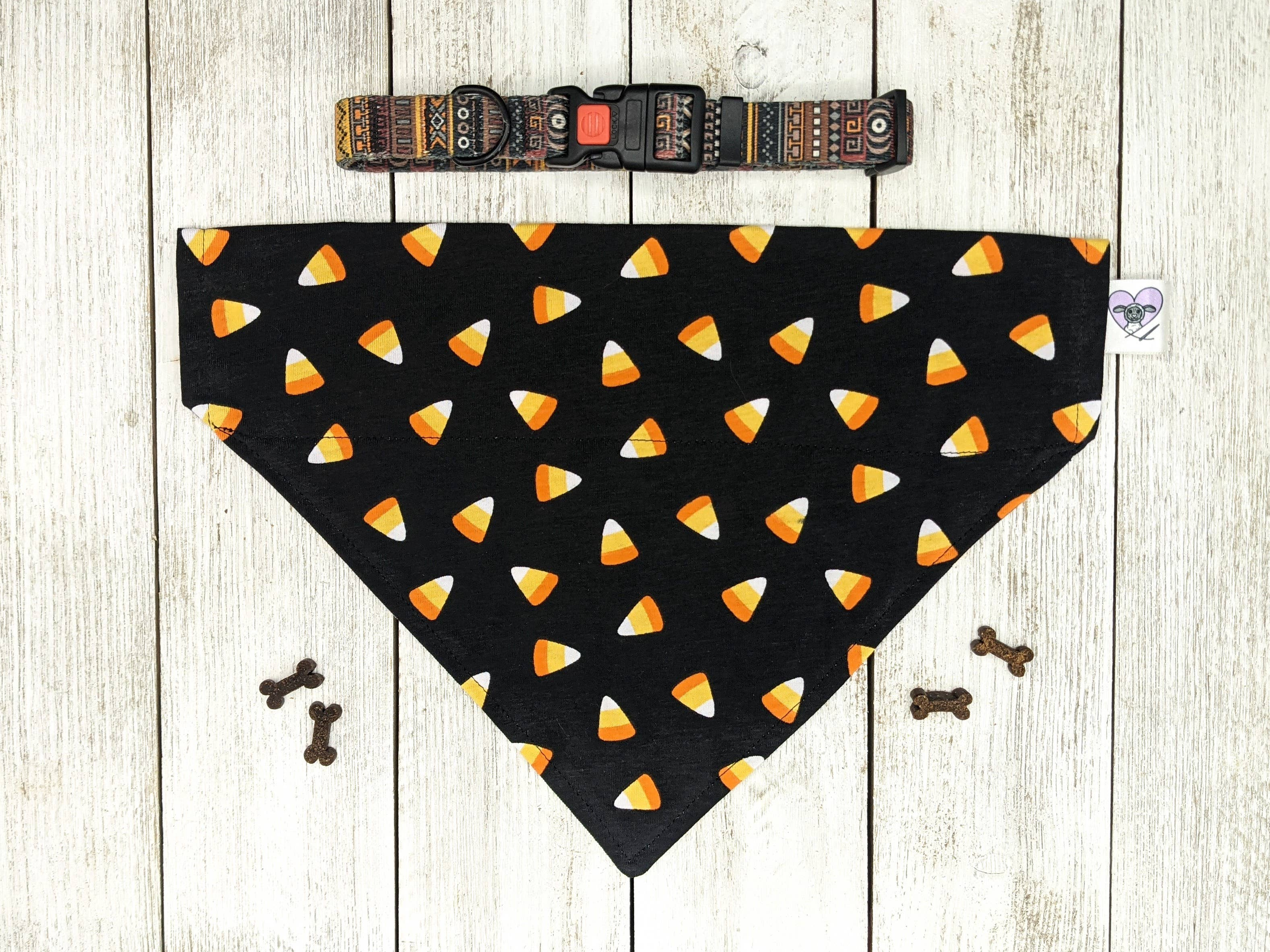 Over-The-Collar Dog Bandana Image 1