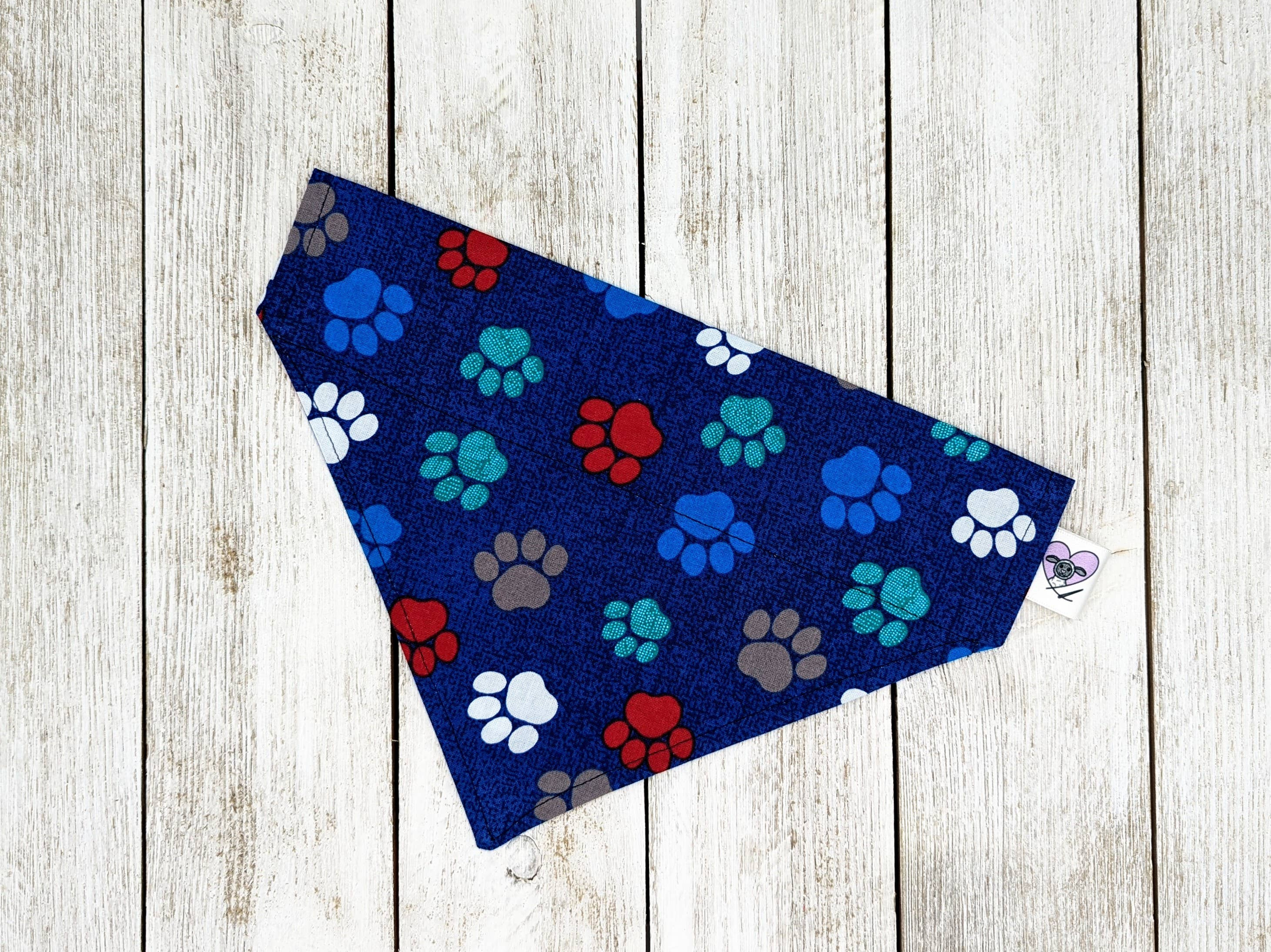 Over-The-Collar Dog Bandana Image 1