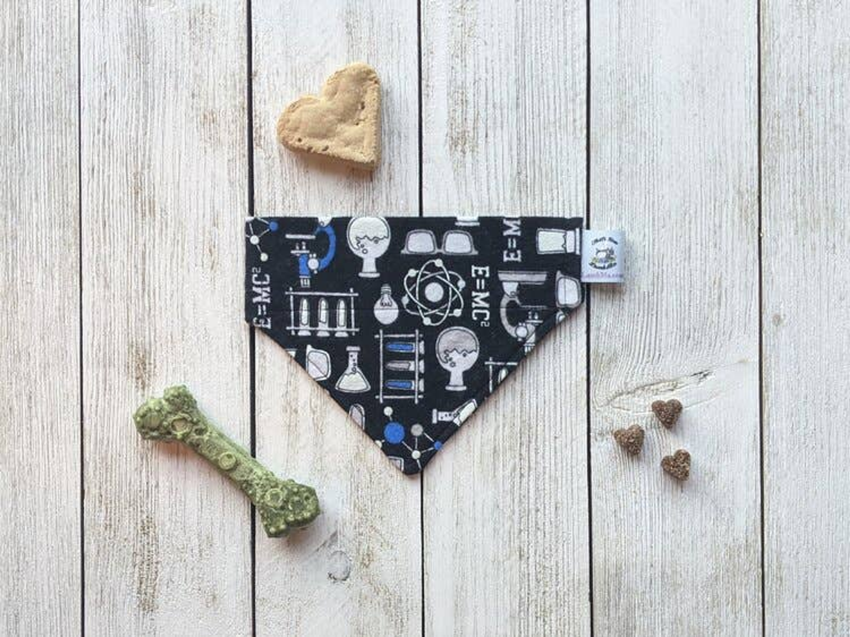 Over-The-Collar Dog Bandana Image 1