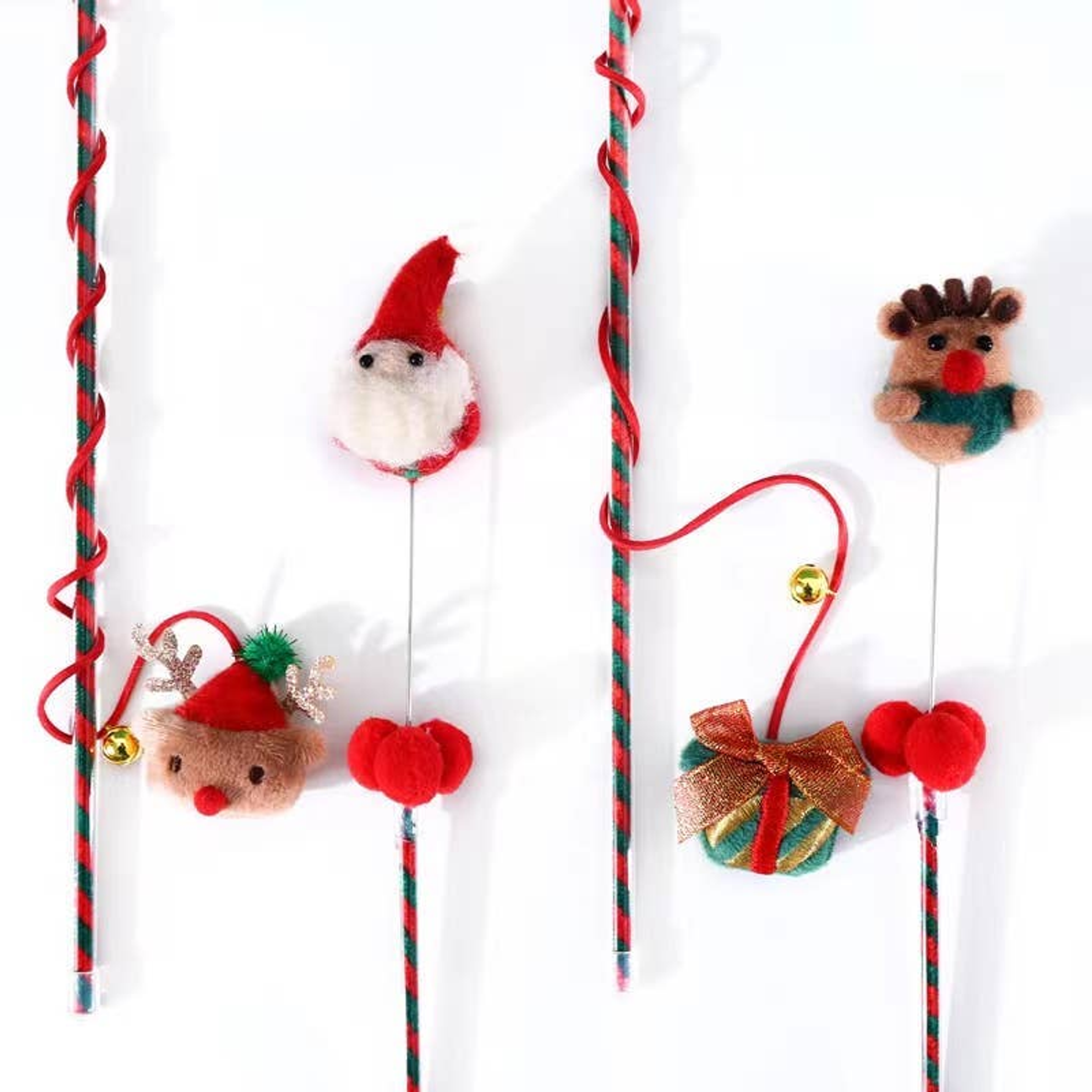 Plush Pet Toy for Cats Snuggle Kick Lick Roll Soft Material Christmas Santa Claus Shape