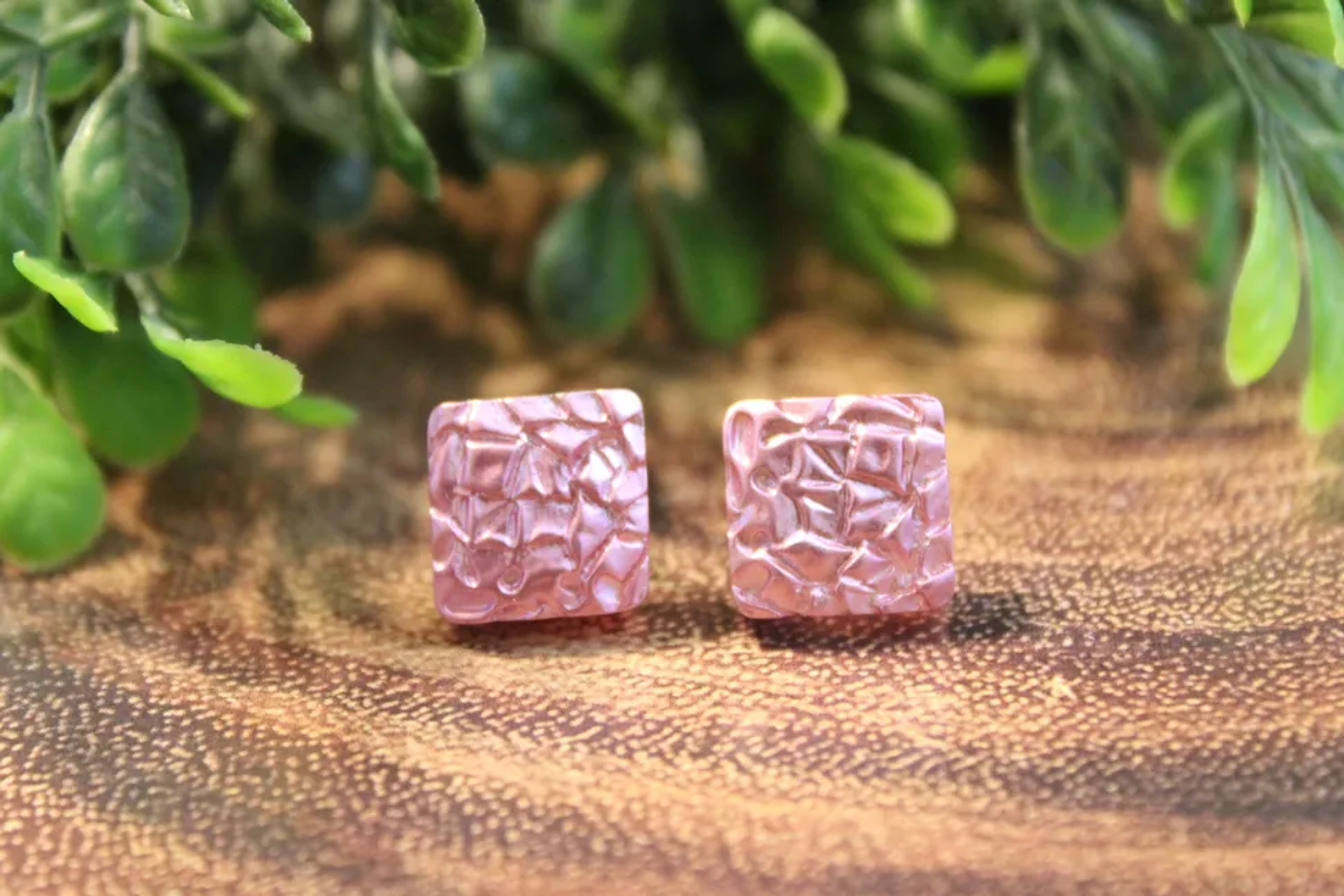 Pendientes de Aros Metálicos Cuadrados Uso Diario Tamaño 13mm Material Acrílico Acero Inoxidable Color Rosa Metallizado