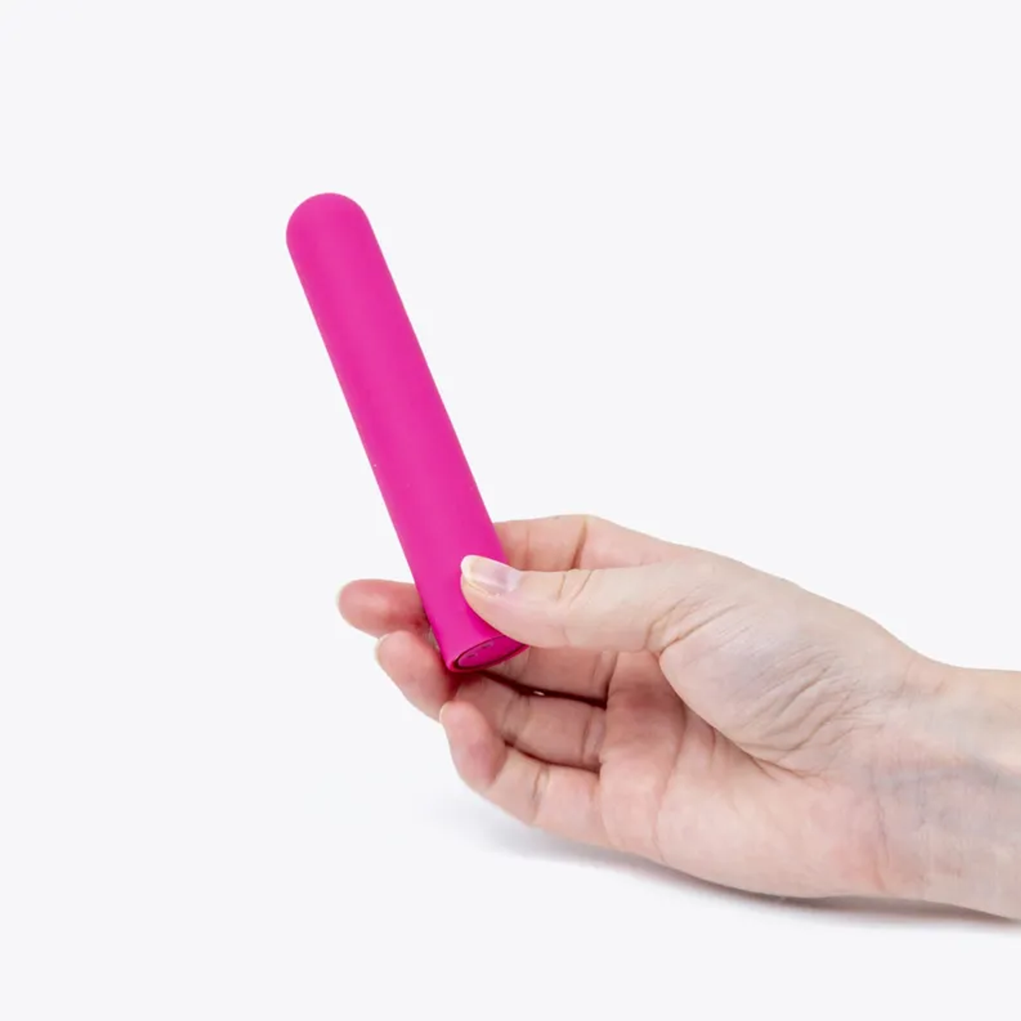 Women's Silicone Vibrating Bullet – Smooth Solo Essential