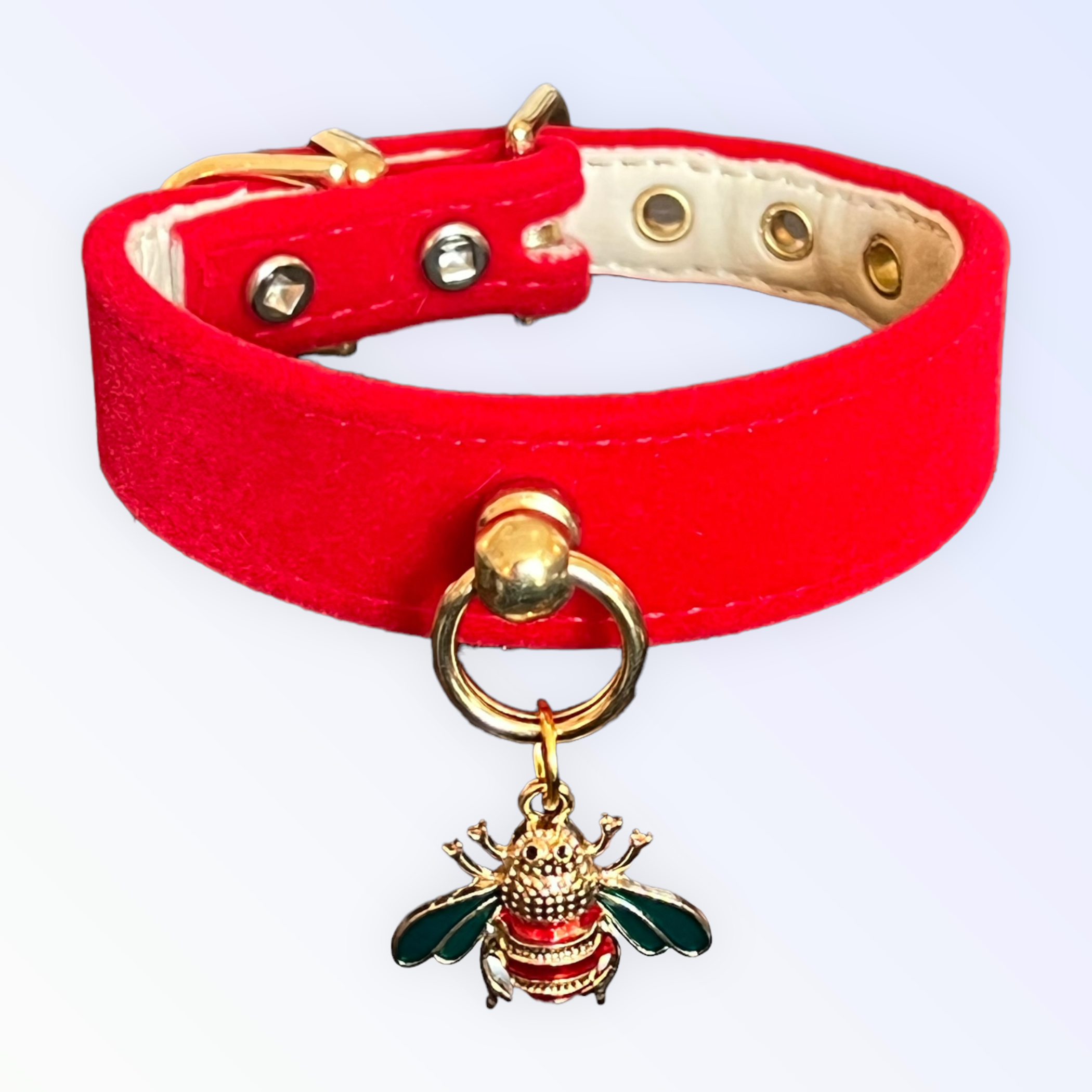 Red Velvet Bee Collar Image 1