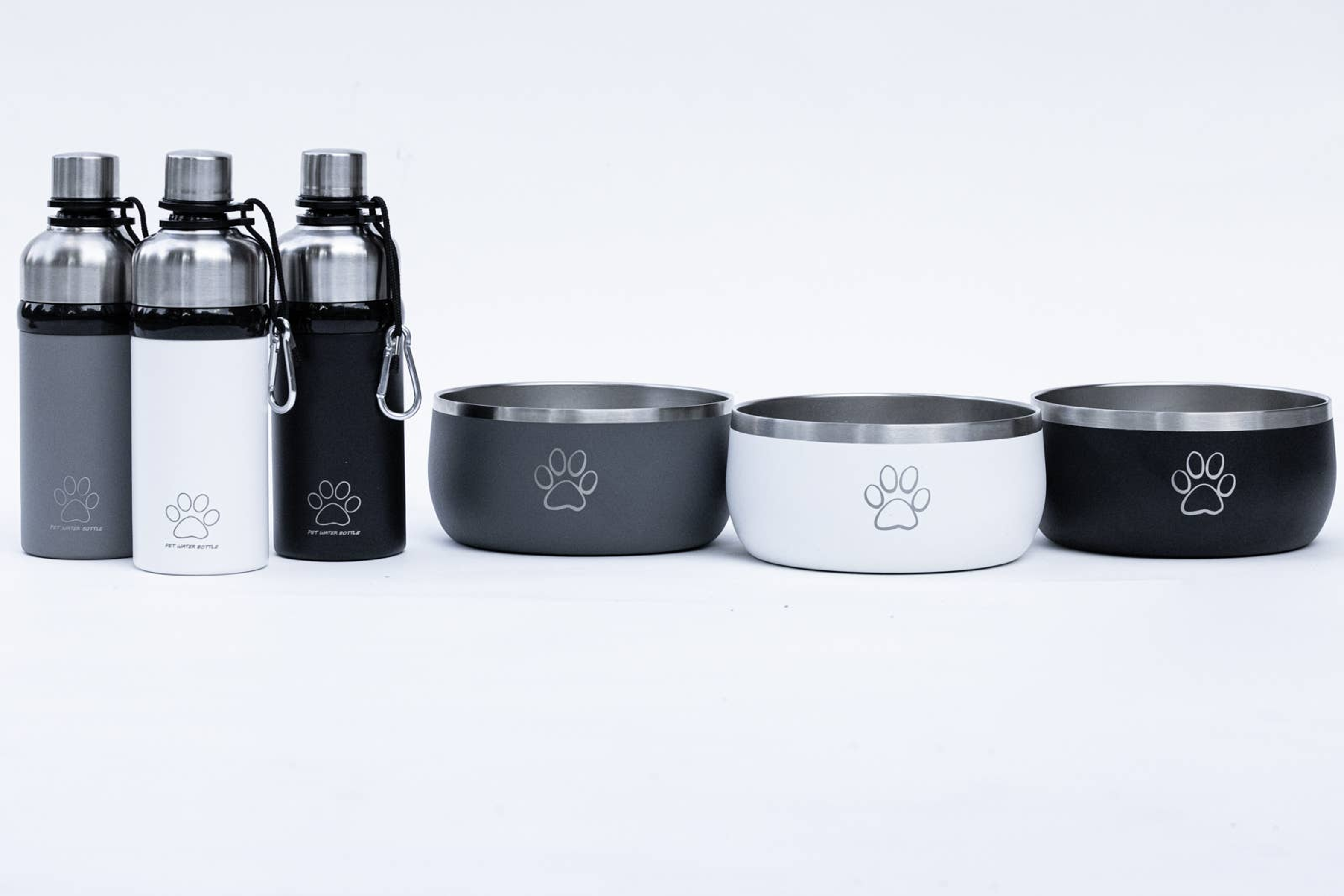 Pet Water Bottle & Dog Bowl Set Image 1