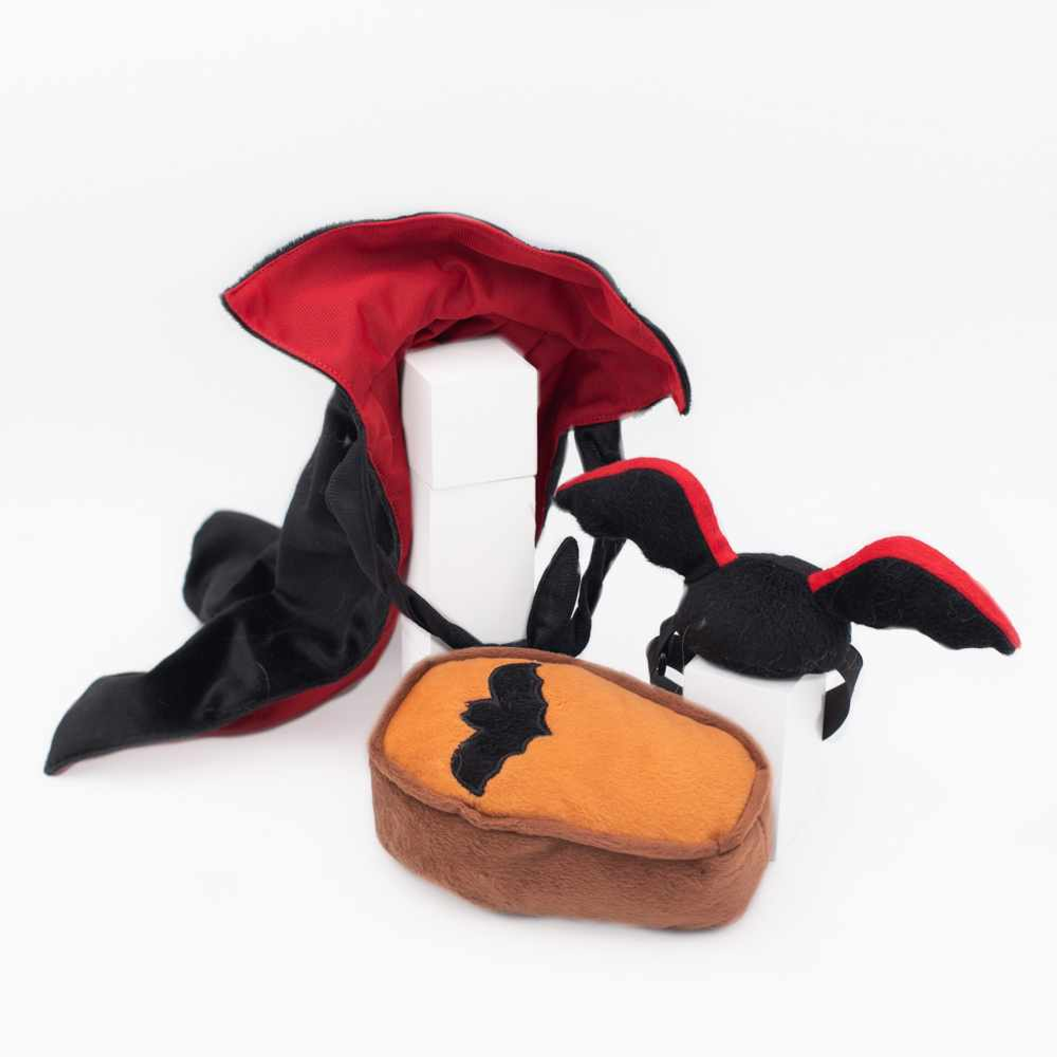 ZippyPaws Halloween Costume Kit  Dracula Image 1