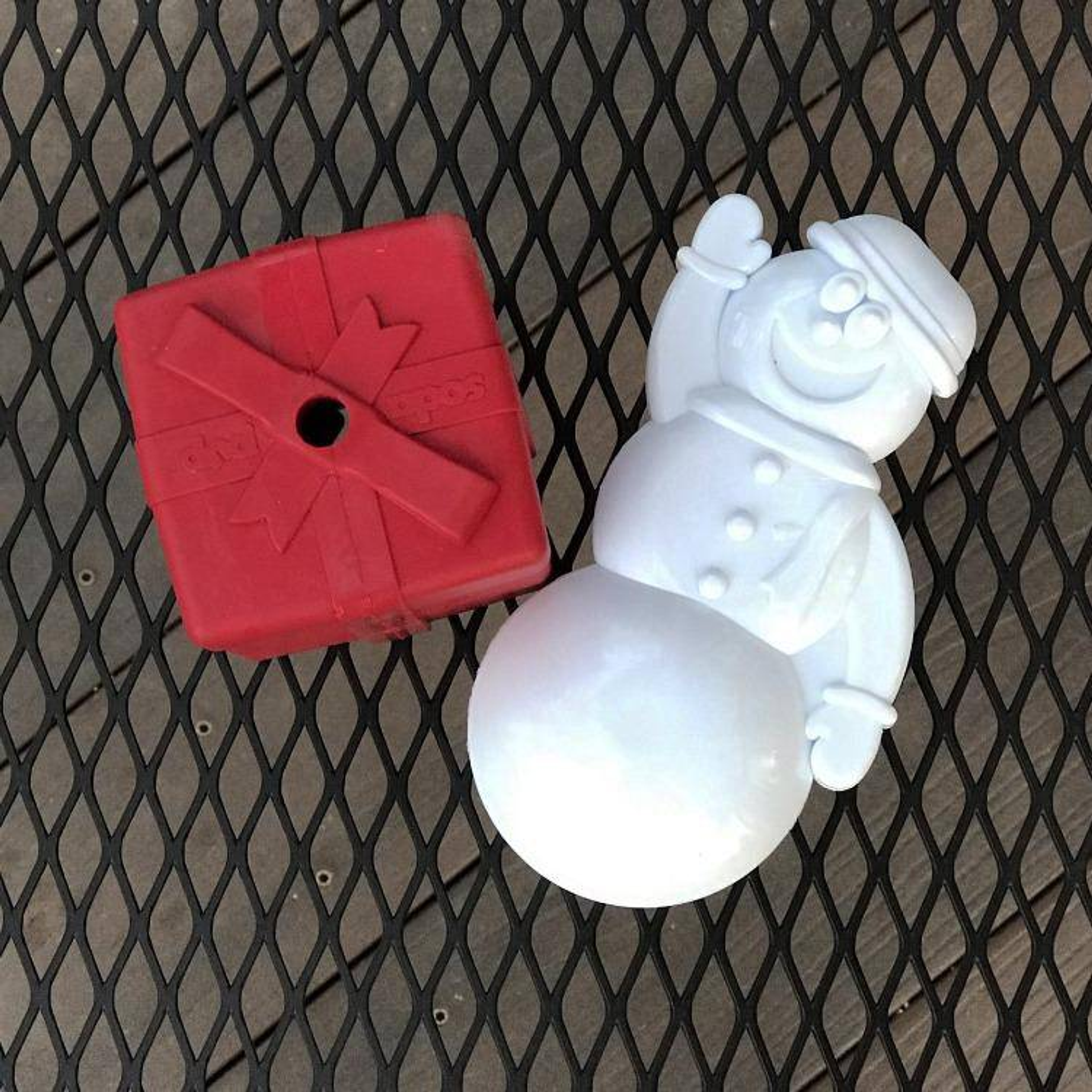 Chew Toy Treat Dispenser Durable Rubber Large 2.75 Inches Tall 2.75 Inches Wide 8.9 Ounces For Dogs 30-50 Pounds USA Made