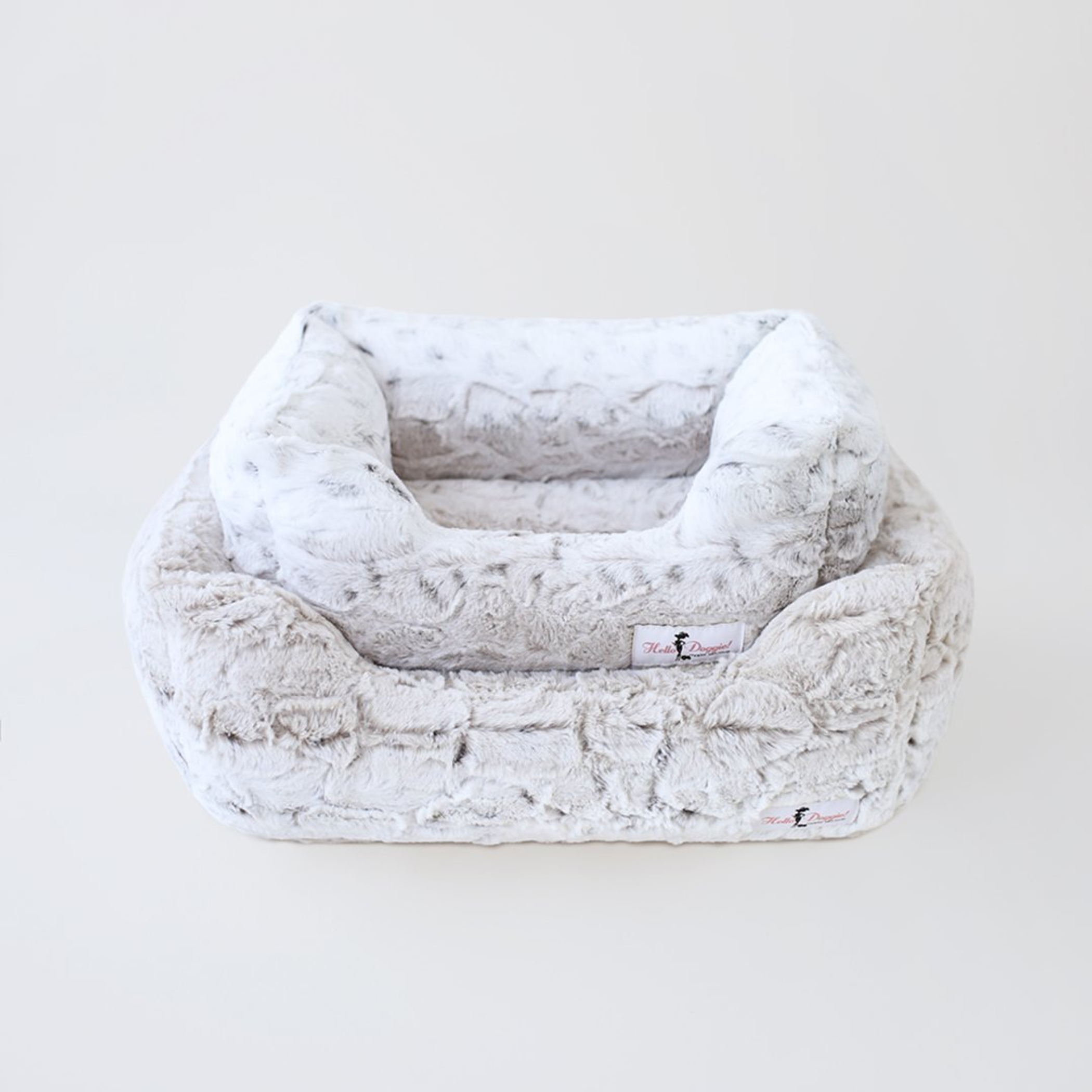 Deluxe Dog Bed Image 1