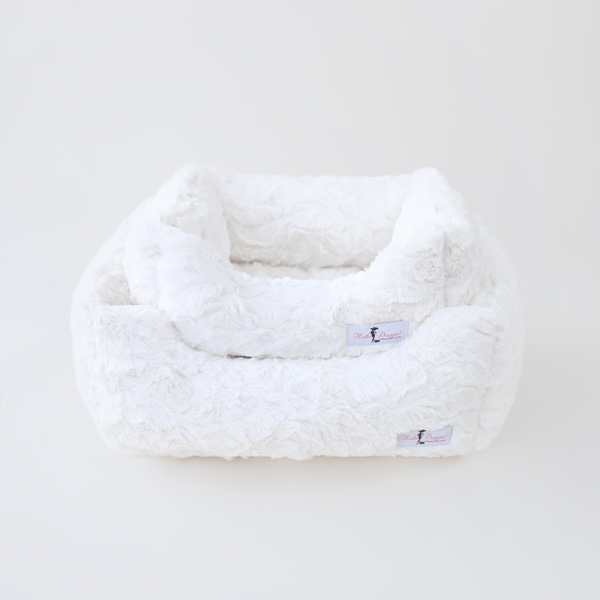 Bella Dog Bed Image 1