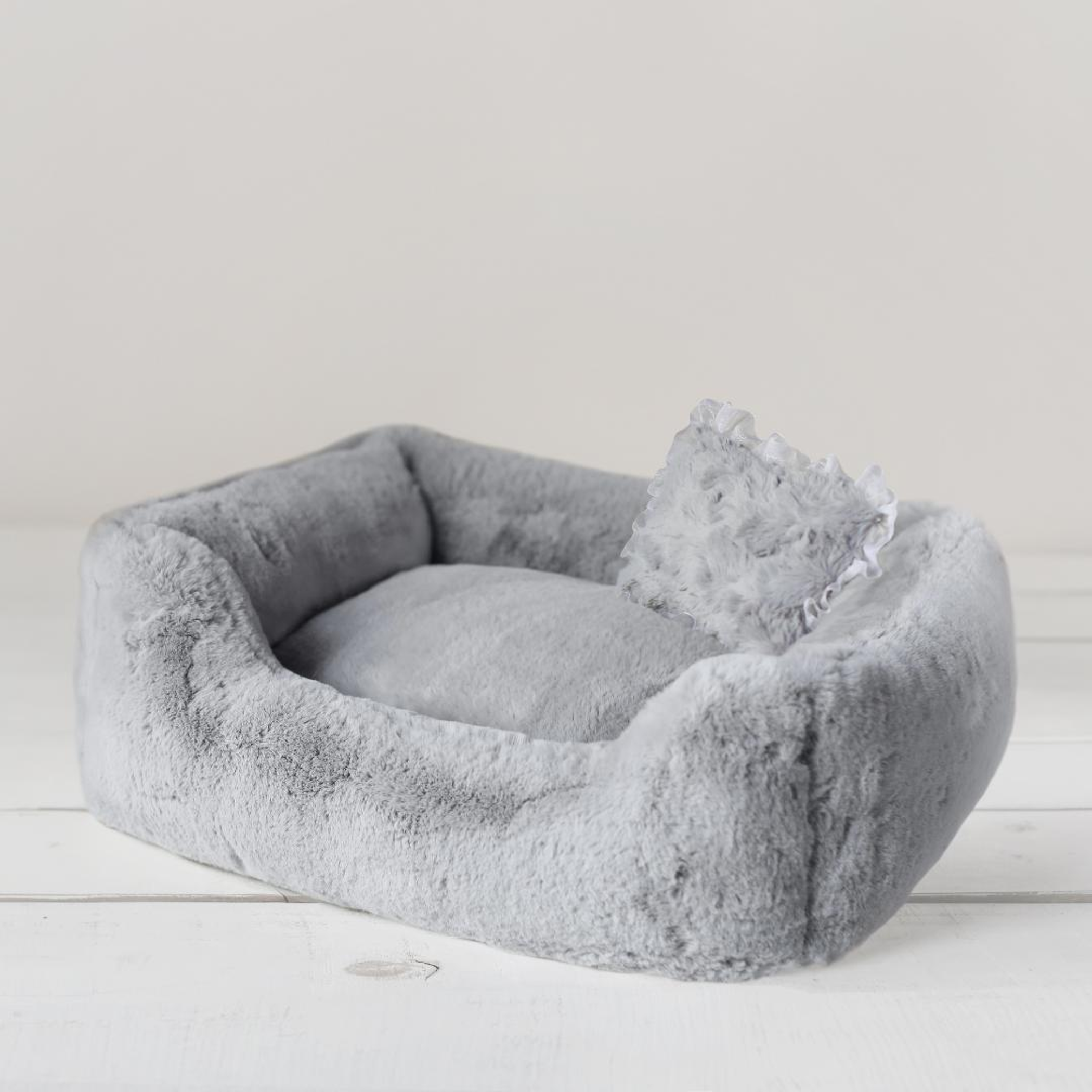 Divine Dog Bed Image 1