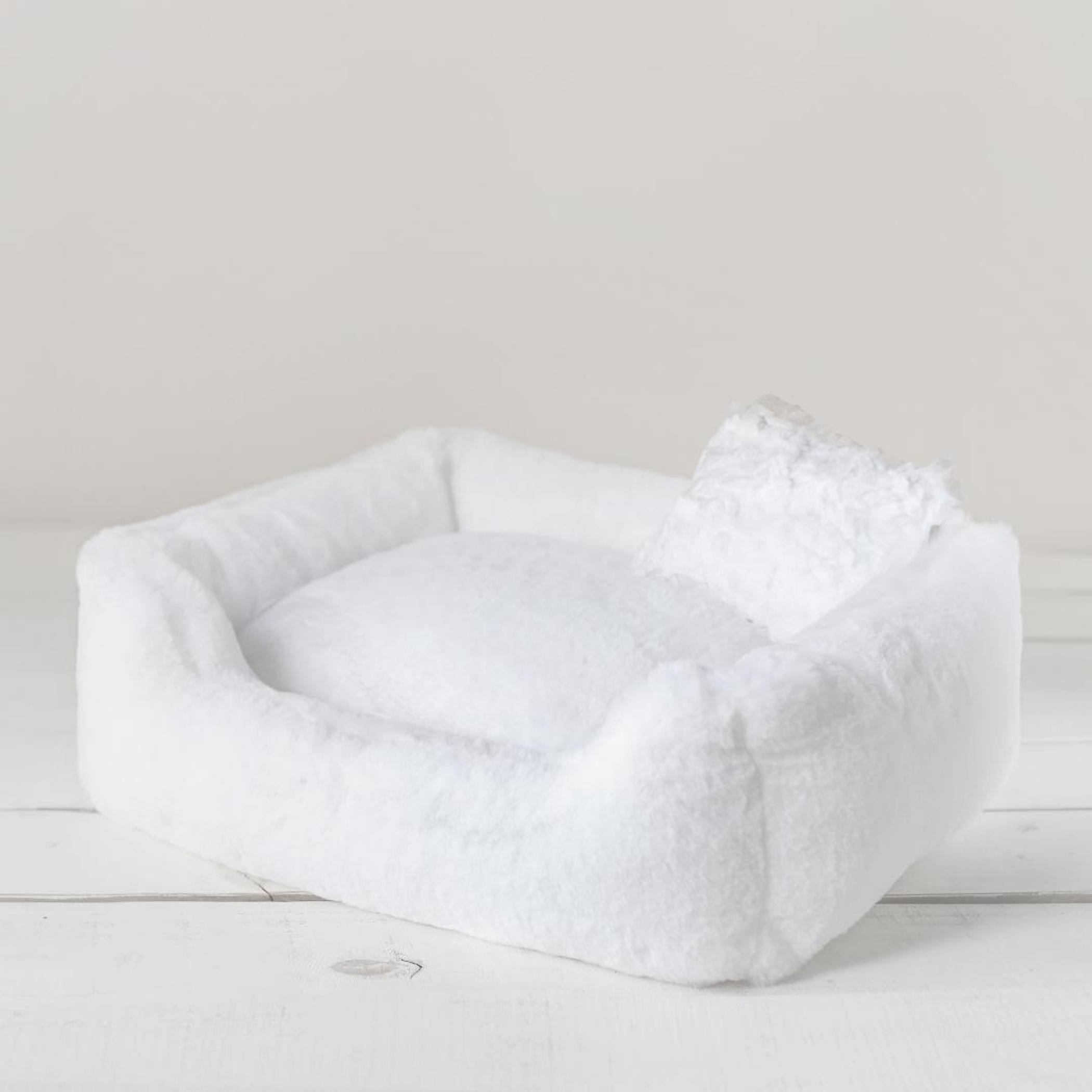 Divine Dog Bed Image 1