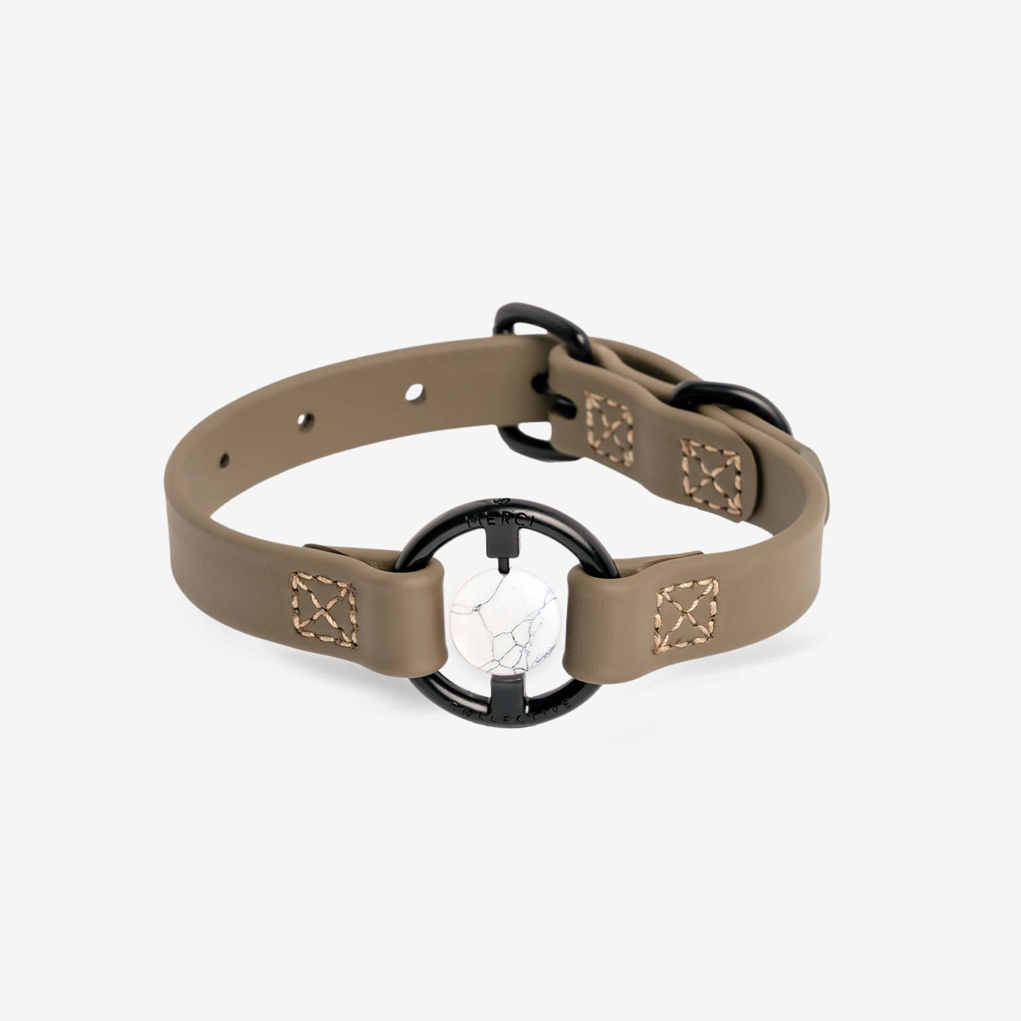 All Eyes On Me Collar Image 1